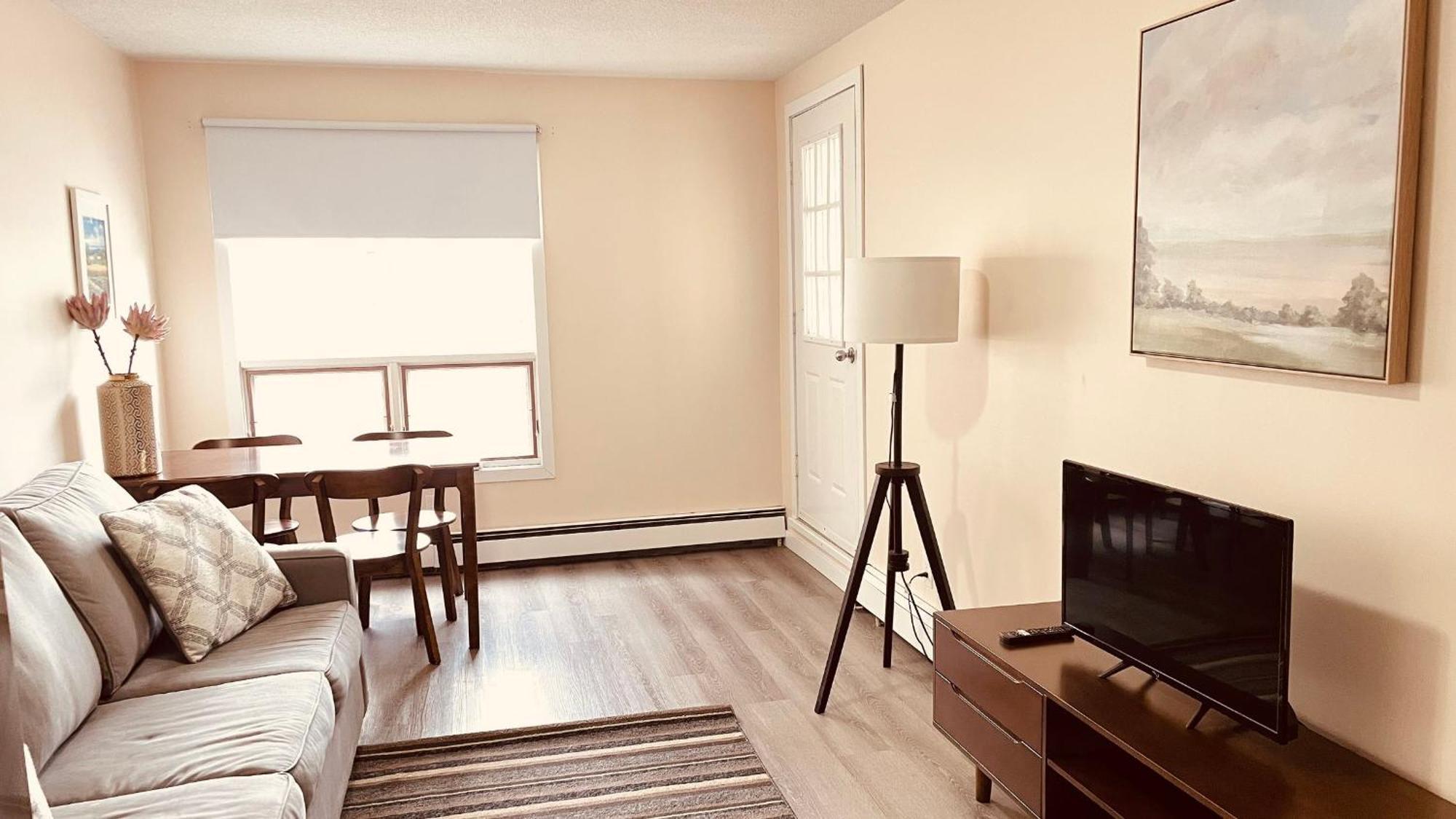 #304 Mountain View 1Br In Canmore Dt Екстер'єр фото